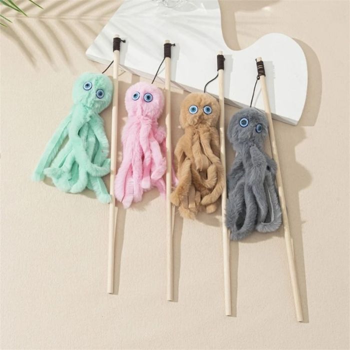 High Quality Attractive Octopus Wooden Teaser Toy for Pet Cat