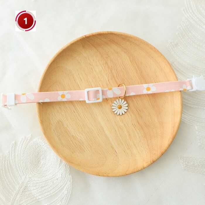 Adjustable Hello Kitty Cat Collar with Pendent for Pet Cat (Medium Size)