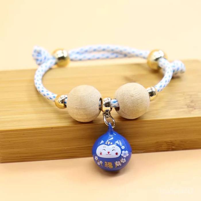 Fancy Pet Necklace Natural Camphor Wood Anti-Lice Portable Pet Cat Collar with Bell