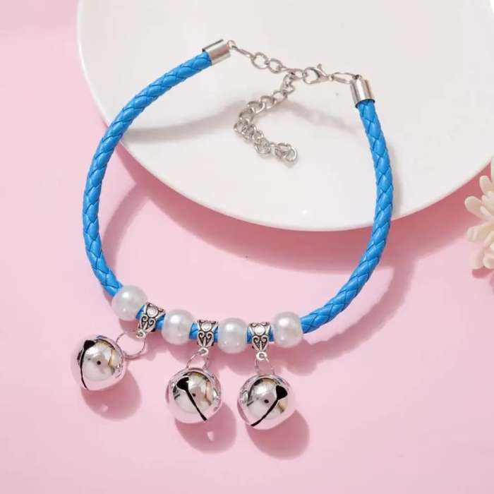 Stylish Triple Bell Adjustable Pet Collar with Removable Bell Pendant for Cats