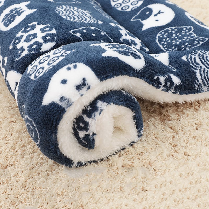 Pet Cat & Puppy Comfortable Plush Blanket Winter Bed For Pet